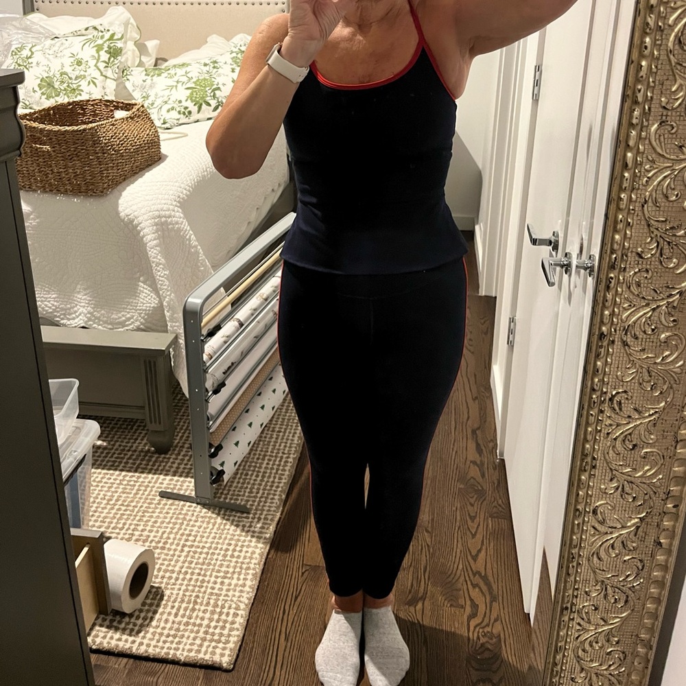 Gapfit high rise power full length leggings and peplum racerback top - Picture 2 of 10